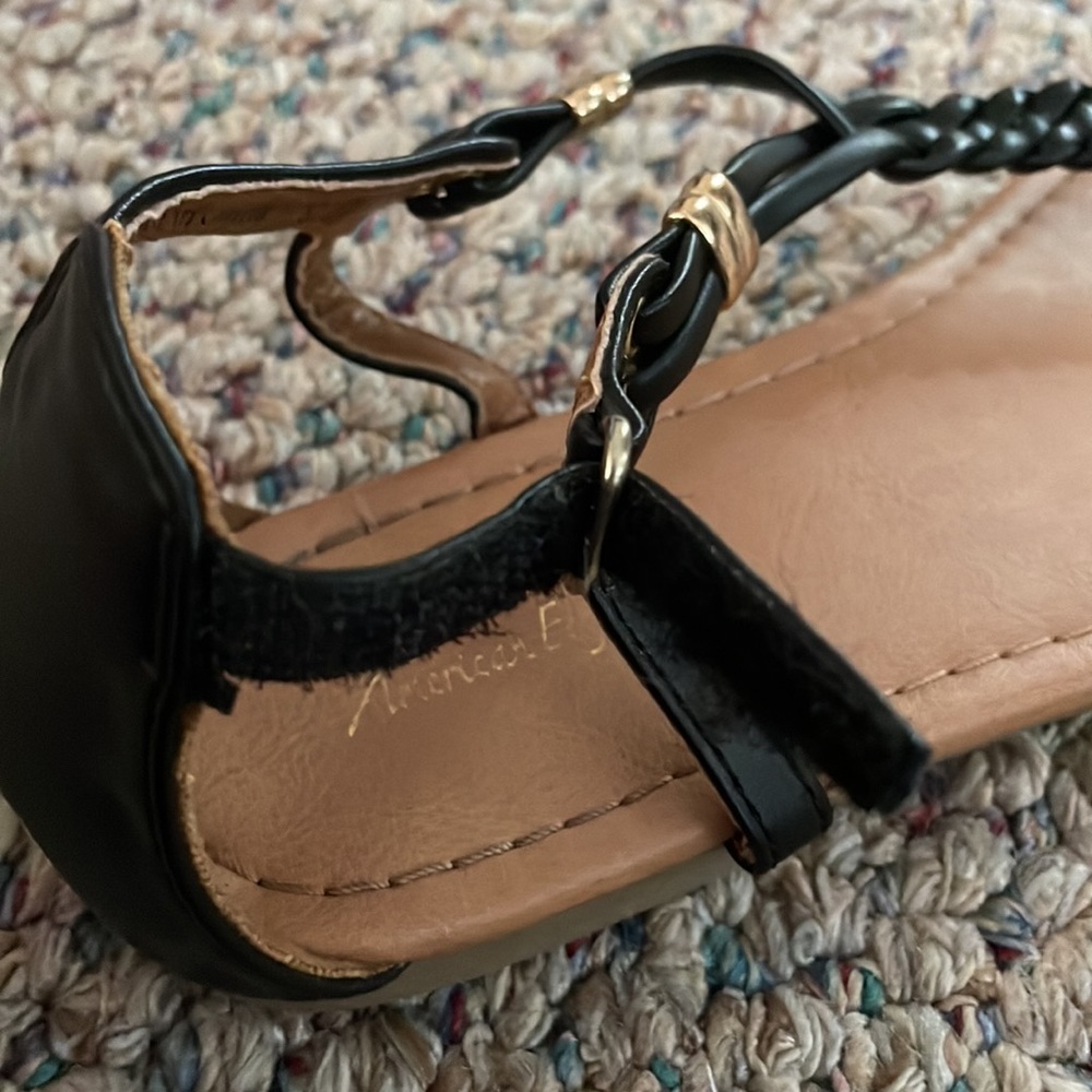 Sandals - Picture 7 of 7